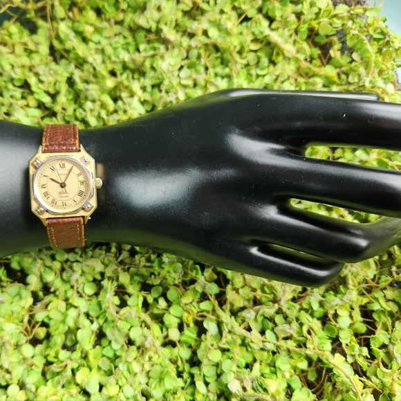 80s GUCCI Wrist Clock Roman Numeral Brown Leather Band Silver Gold Octagon Watch - Picture 14 of 16